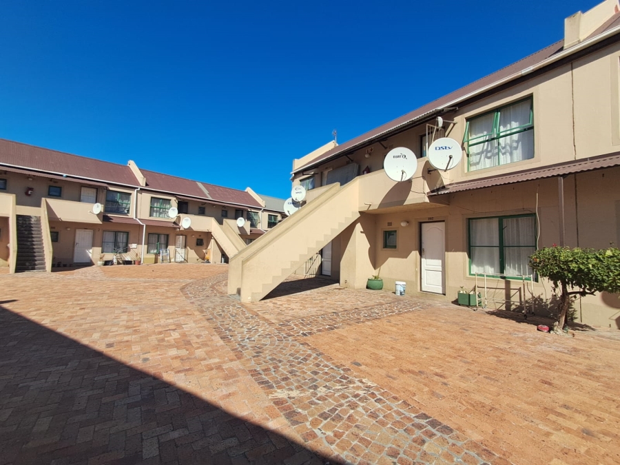 To Let 2 Bedroom Property for Rent in Table View Western Cape